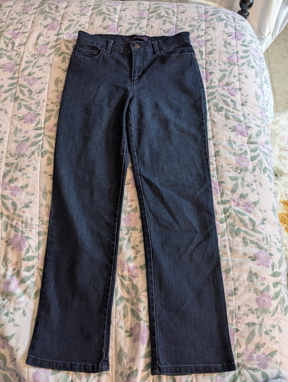 Gloria Vanderbilt 4 Petite Dark Blue Jeans